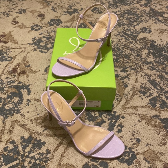 Never Worn - sold out color Lilac Doran Croc Sandal - Picture 1 of 6